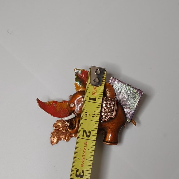 Awesome Fall Themed Lucky Elephant Brooch - Picture 9 of 14